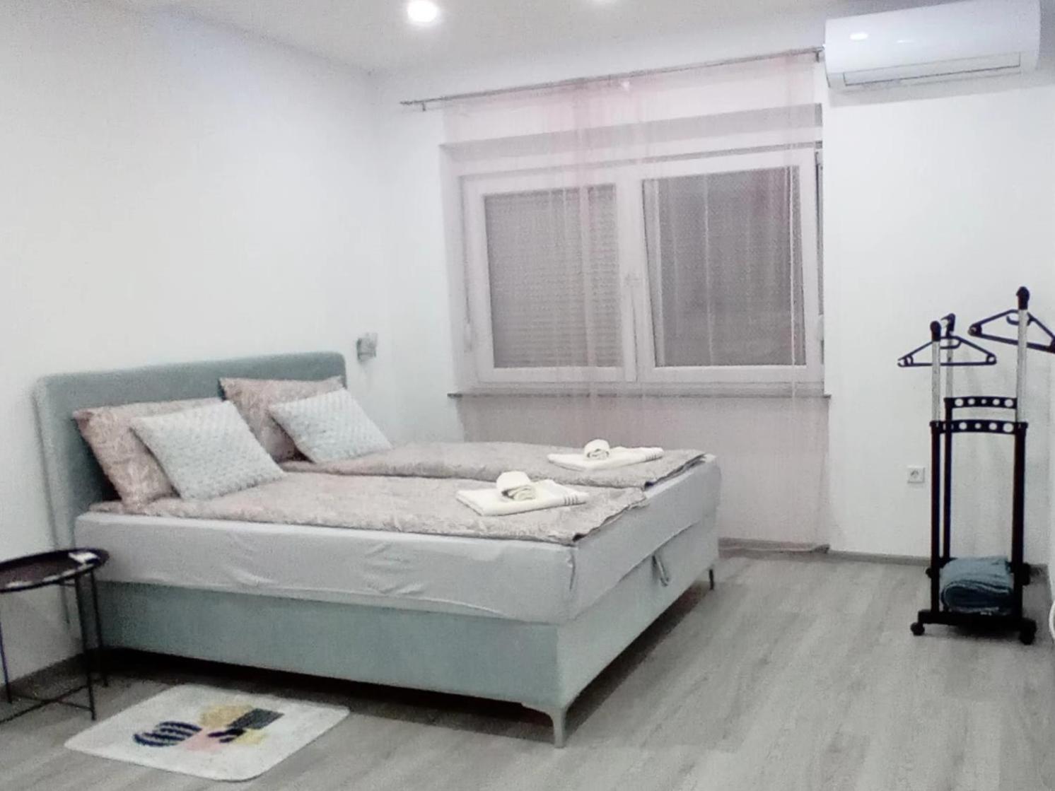 Apartman Edwin Jajce Bilik gambar